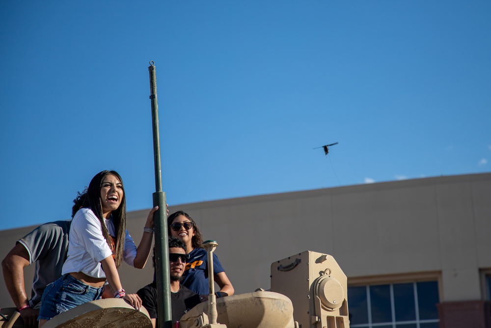 Demonstration of Black Hornet UAV