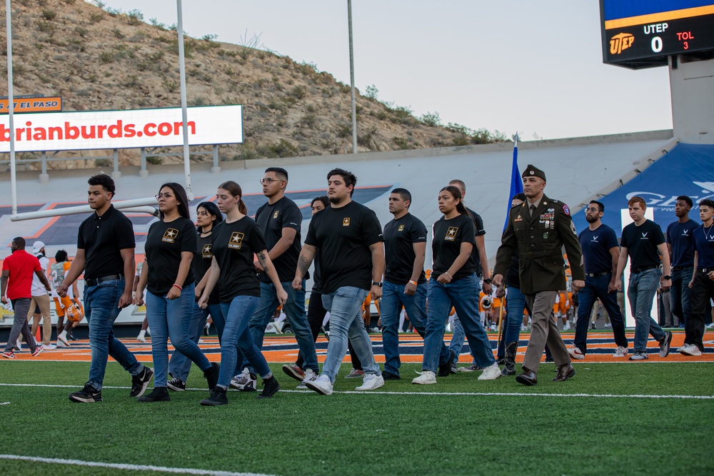 UTEP 915 Hero’s Night Game mass enlistment ceremony