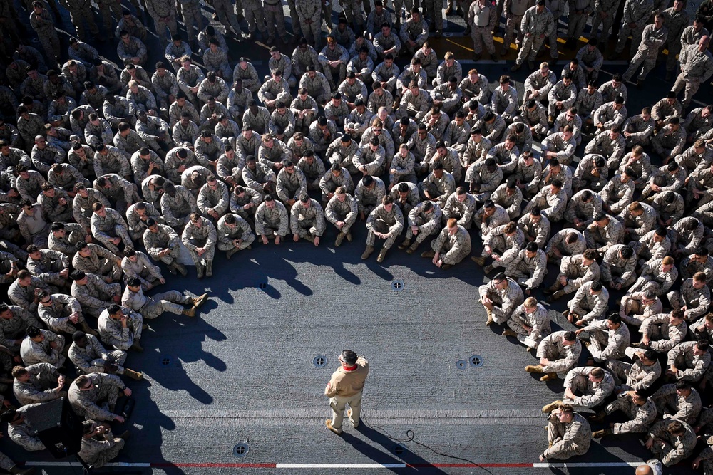 Boxer CMC Welcomes Aboard 15th MEU