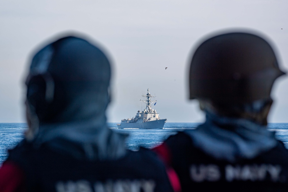 CSG-9 Ships Sail in Formation