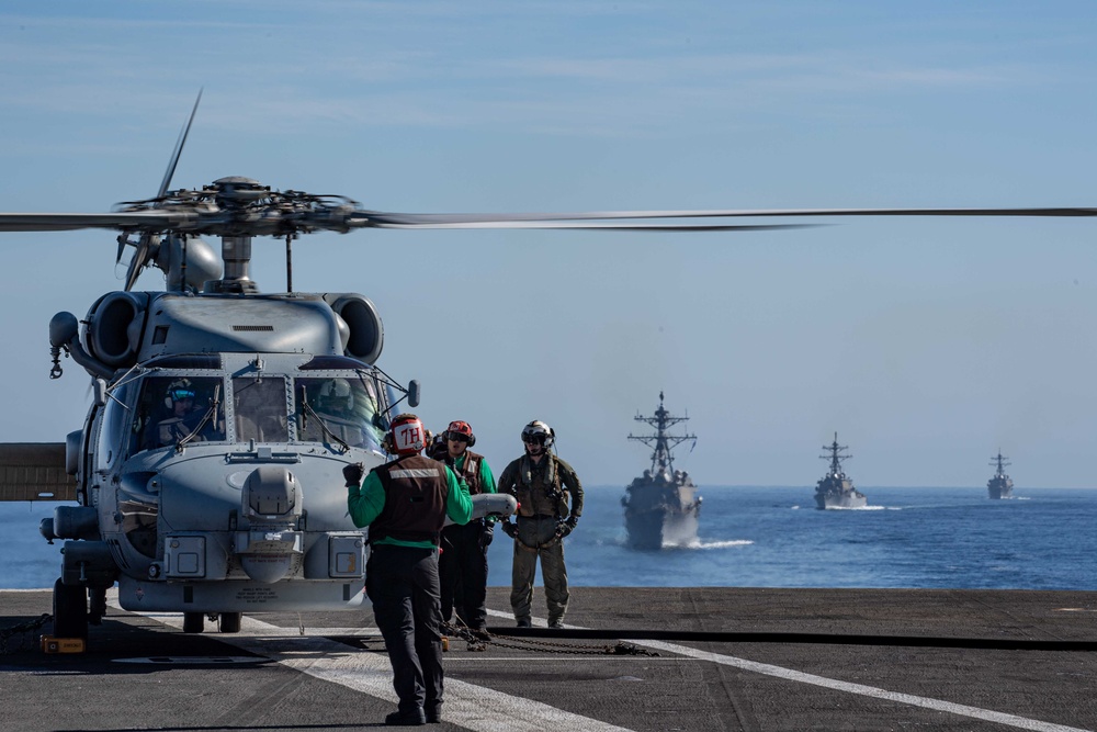 CSG-9 Ships Sail in Formation