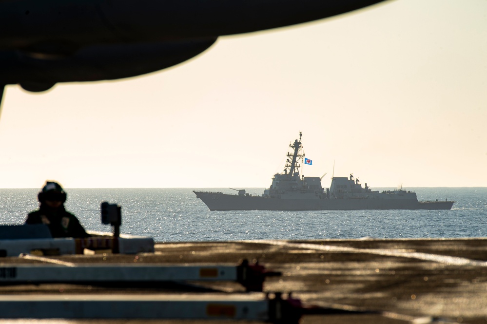 CSG-9 Ships Sail in Formation