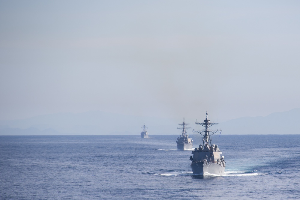 CSG-9 Ships Sail in Formation