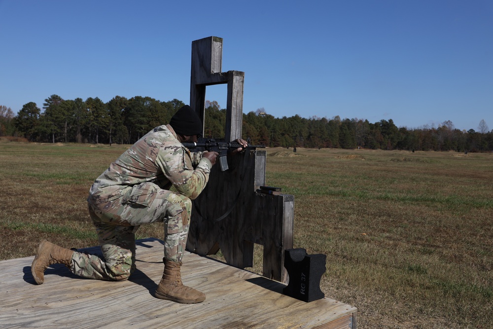 Best Squad Snapshot: Army Spc. Jayson Nwigwe M4 Rifle Qualification