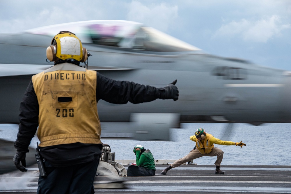 Ronald Reagan (CVN 76) conducts flight operations