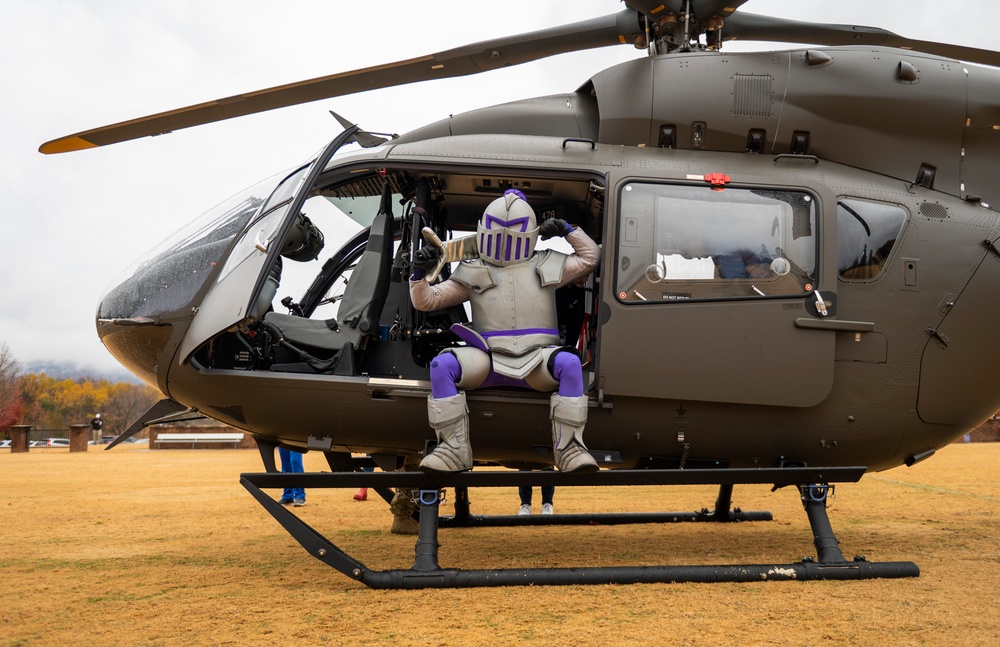 59th Aviation Troop Command participates in Furman University military appreciation day