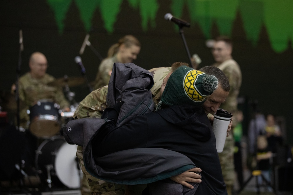 The 234th Army Band performs at University of Oregon