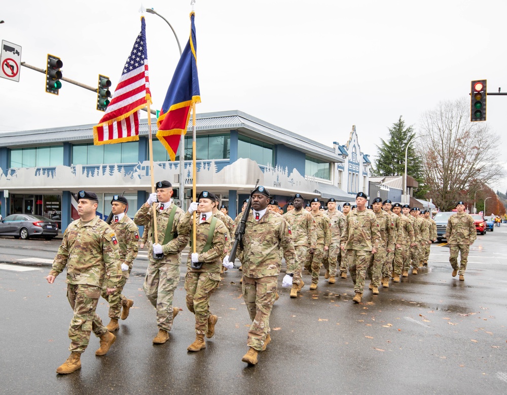 189th CATB Participates in Auburn Veterans Day Parade