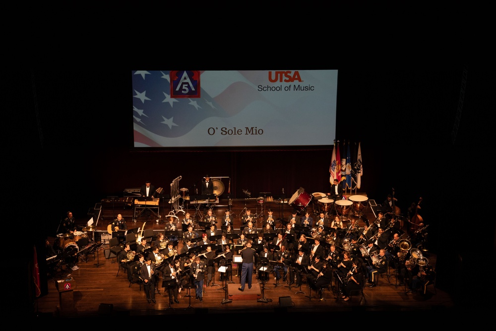 U.S. 323d Army Band hosts a Veteran's Day concert