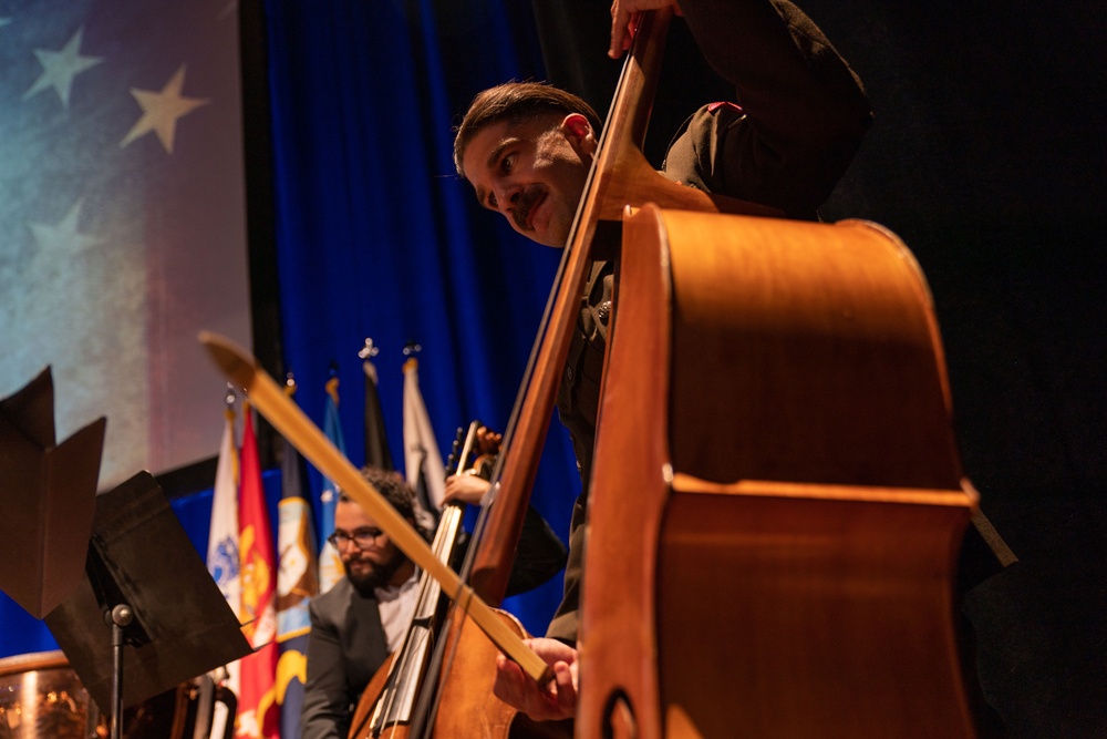 U.S. 323d Army Band hosts a Veteran's Day concert