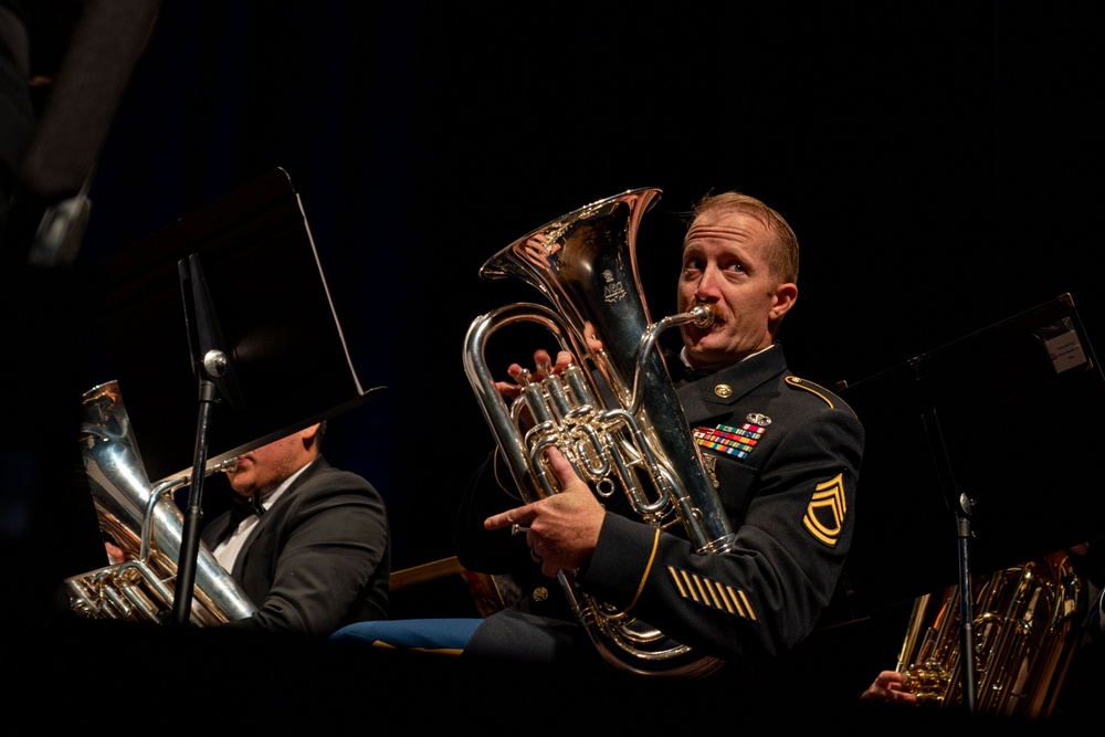 U.S. 323d Army Band hosts a Veteran's Day concert