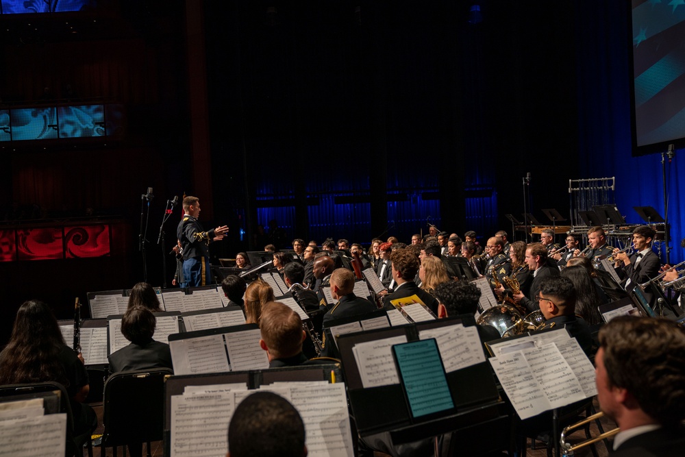 U.S. 323d Army Band hosts a Veteran's Day concert