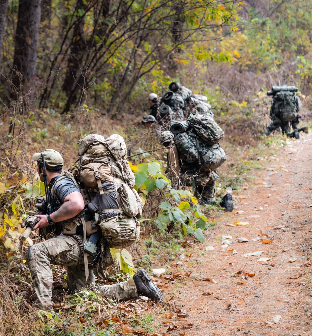 U.S. Army and Republic of Korea Army Special Operations Personnel Remain Combat-ready Through Realistic Combined-training.