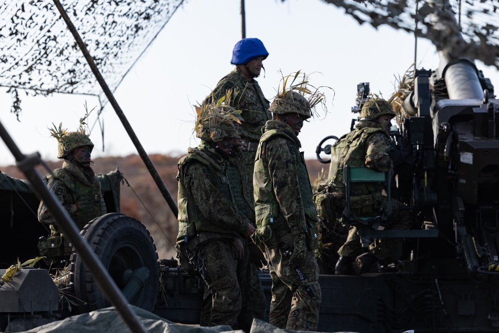 Resolute Dragon 23: JGSDF conduct FH-70 Live-Fire at Yausubetsu