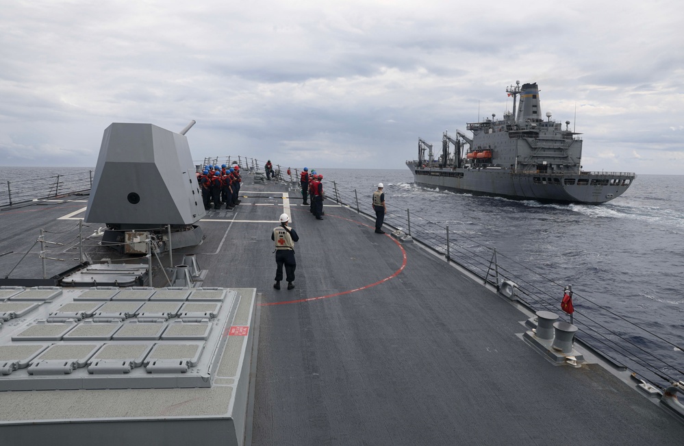 USS Dewey (DDG 105) Conducts Underway Replenishment with USNS Tippecanoe (T-AO 199) While Operating in the South China Sea