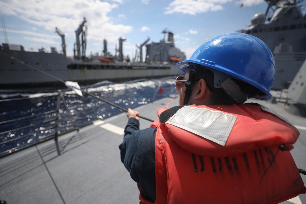 USS Dewey (DDG 105) Conducts Underway Replenishment with USNS Tippecanoe (T-AO 199) While Operating in the South China Sea