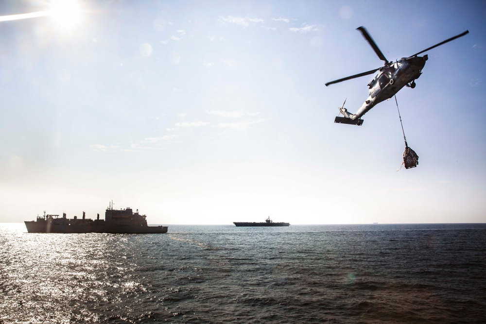 USS Philippine Sea Conducts Vertical Replenishment