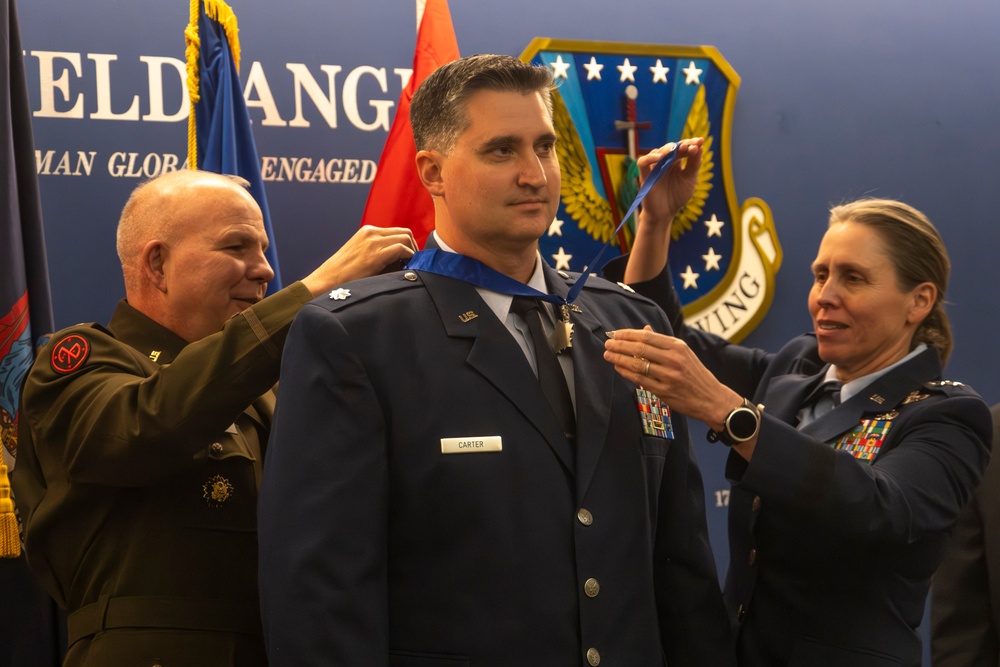 174th Attack Wing Airman receives New York State Medal for Valor