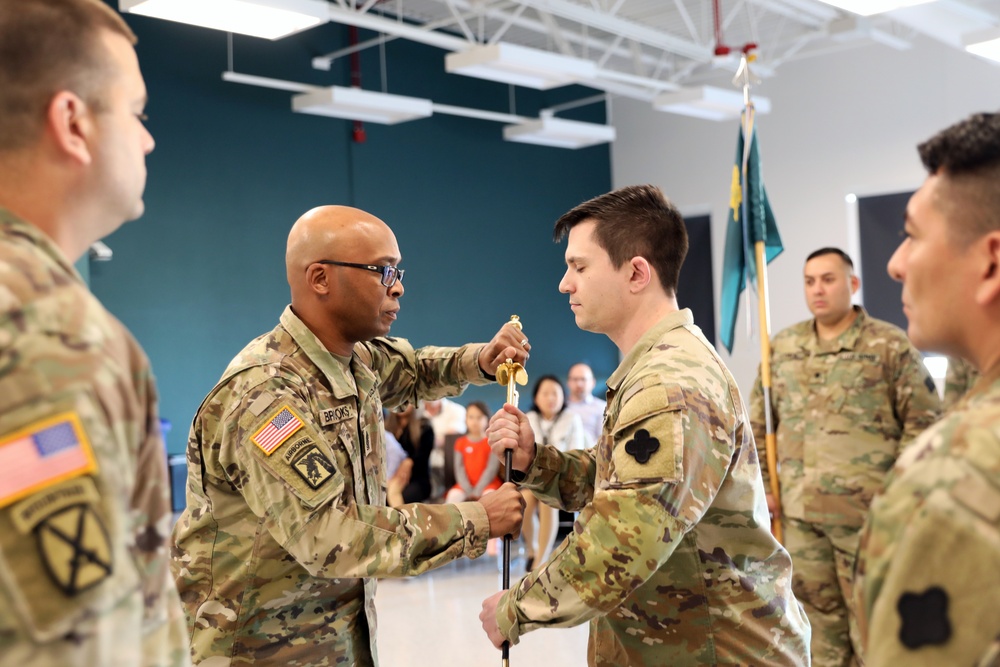 Change of Responsibility for the 318th