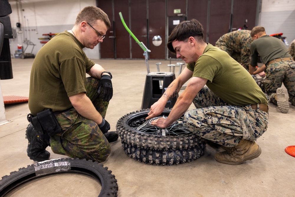 Marines and Sailors with Combat Logistics Battalion 6 Begin Small Craft Course