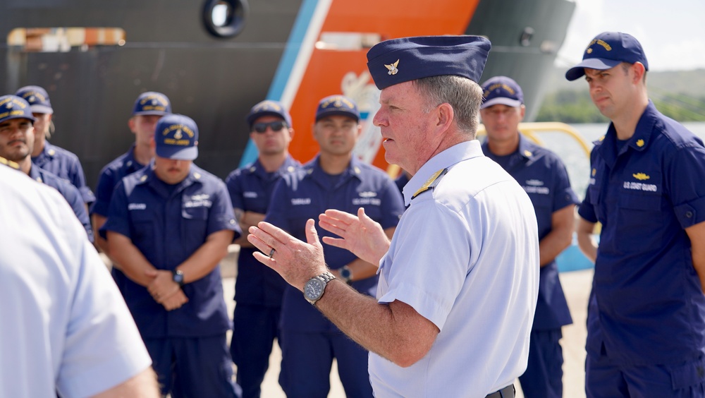 U.S. Coast Guard member recognized for giving lifesaving CPR