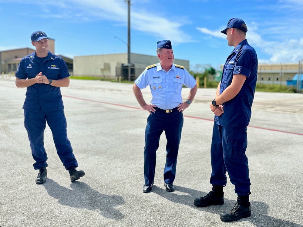 U.S. Coast Guard member recognized for giving lifesaving CPR