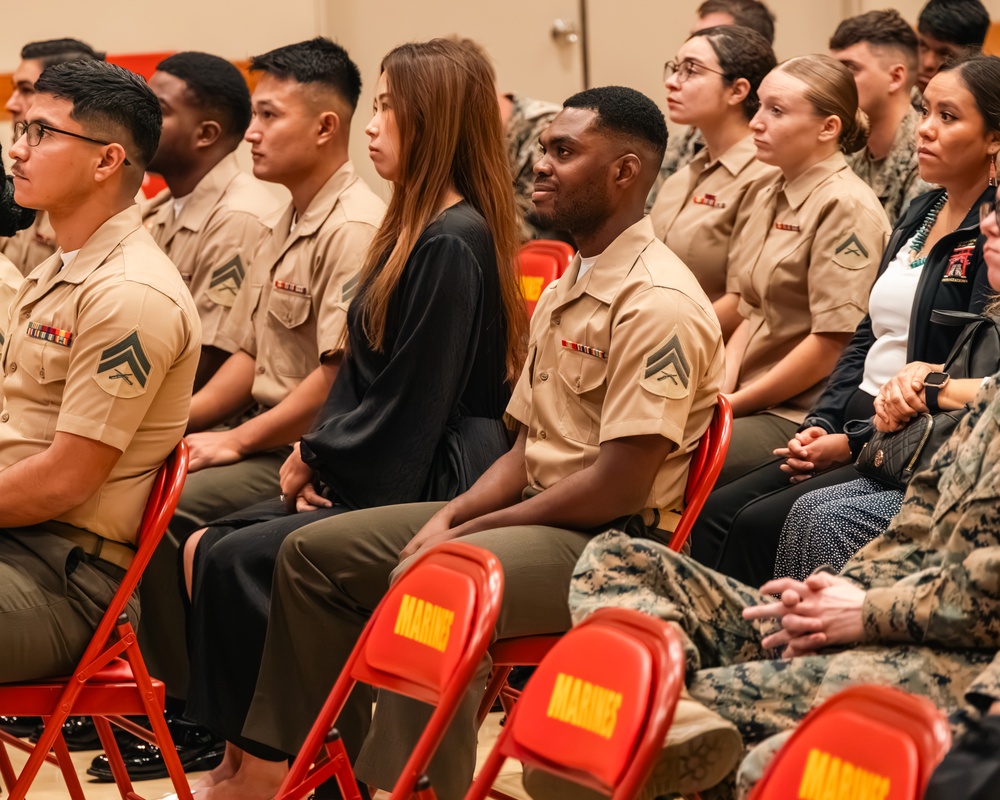 16 new Americans from 11 Nations Take the Oath of Allegiance