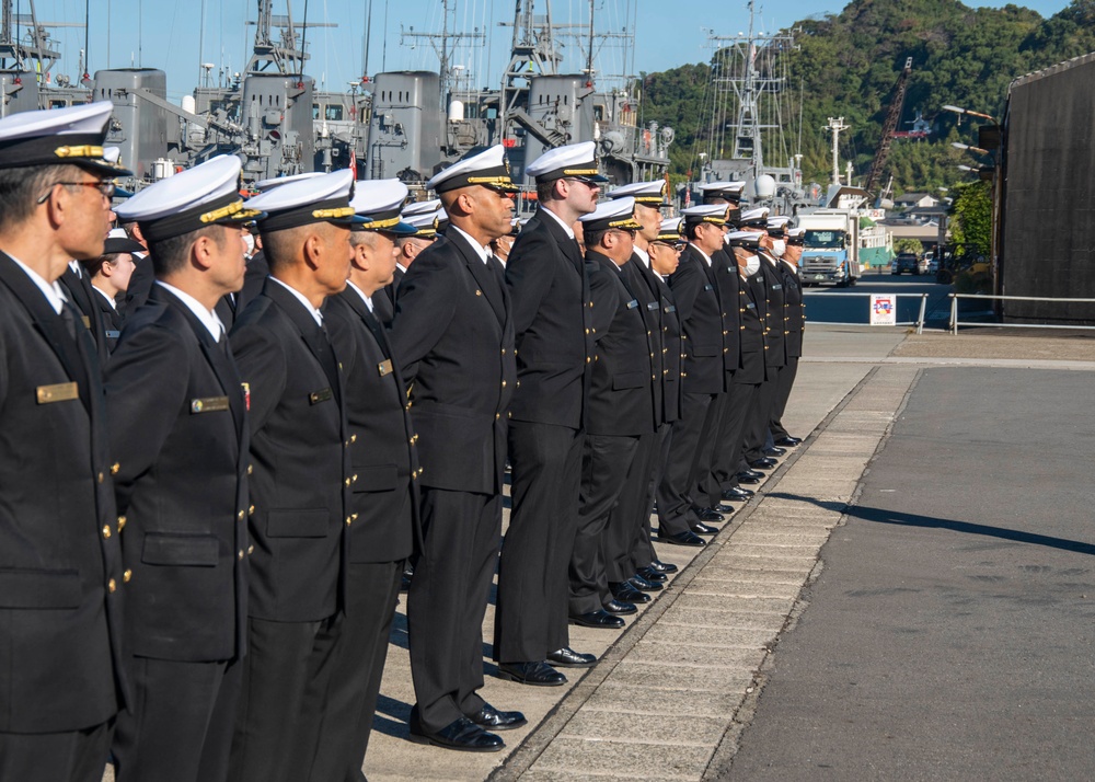 US and JMSDF attend Aburatsu, Japan Welcome Ceremony