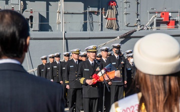 US and JMSDF attend Aburatsu, Japan Welcome Ceremony