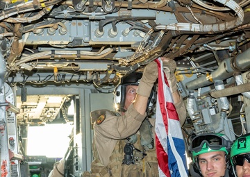 VMM-261 (REIN) Trains at Camp Lemonnier