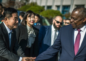 SECDEF Attends ROK-UNC Member State Defense Ministerial Meeting (DMM) in Seoul
