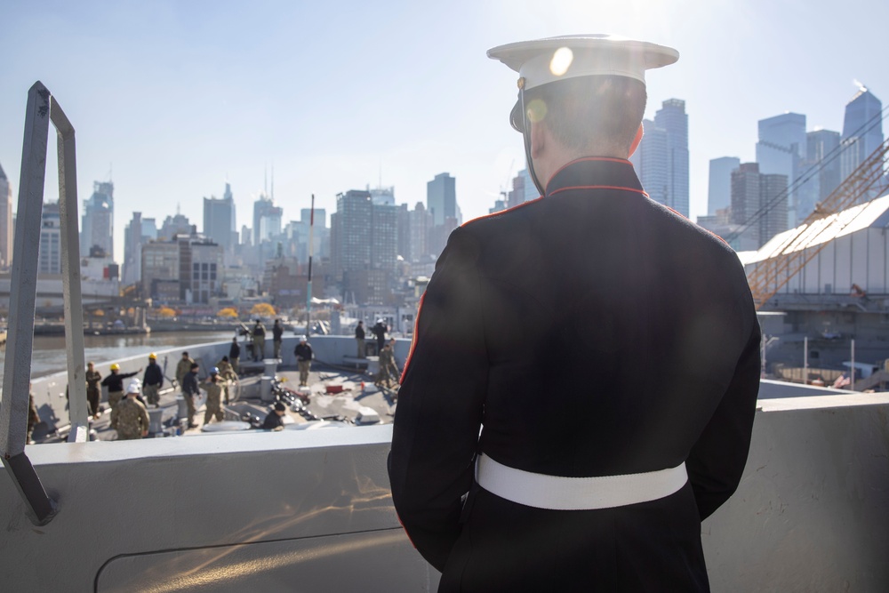 USS New York leaves New York City