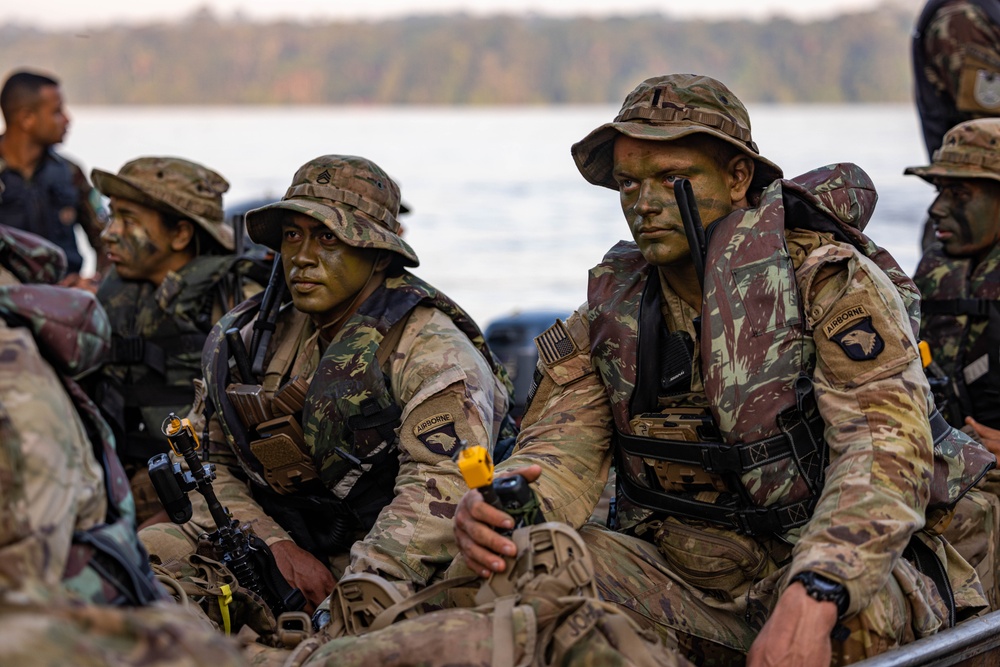 U.S., Brazilian soldiers conduct river and jungle movement to conduct mock-assault