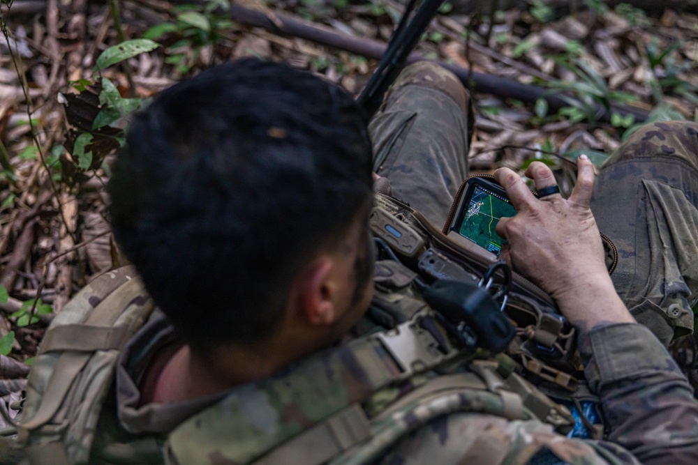 U.S., Brazilian soldiers conduct river and jungle movement to conduct mock-assault