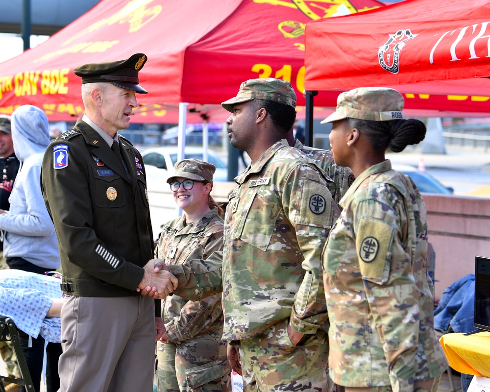 U.S. Army Chief of Staff visit to Call to Service event