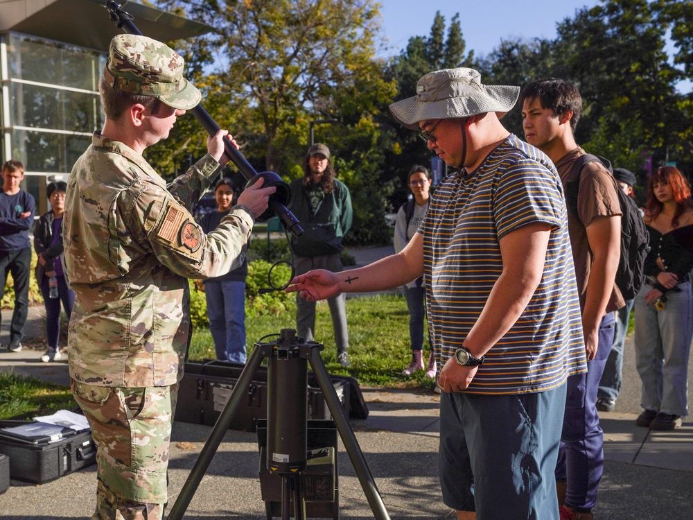 BEALE AIRMEN SHOWCASE METEOROLOGICAL CAPABILITIES AT UC DAVIS