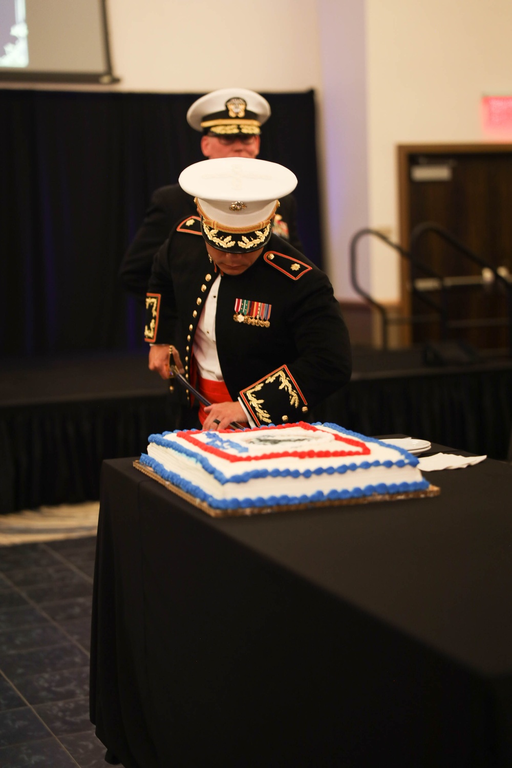 Sacramento Marines celebrate 248th Marine Corps Birthday