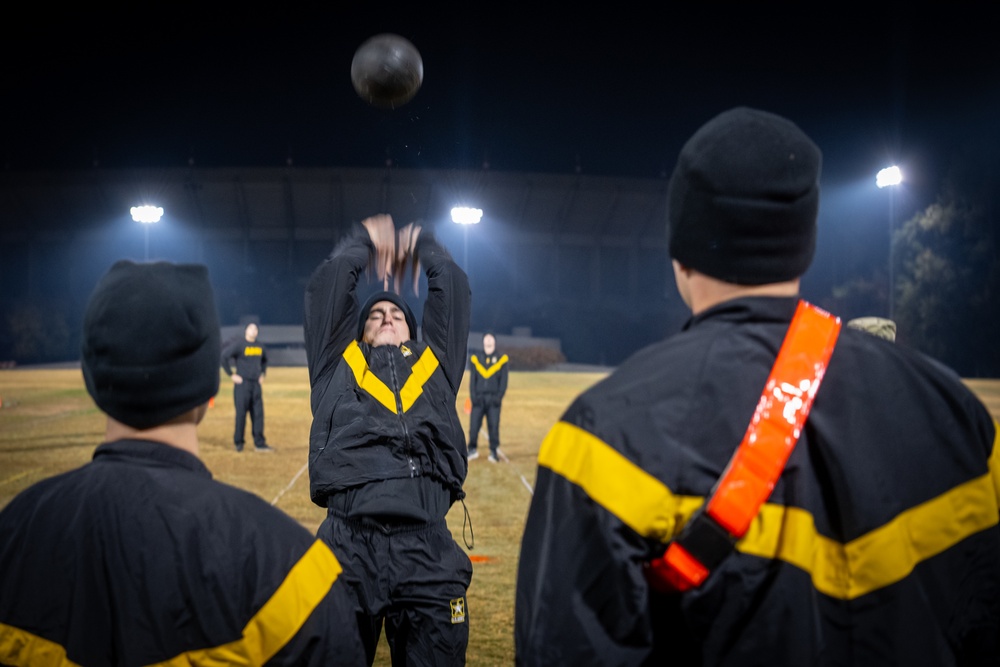 Standing power throw