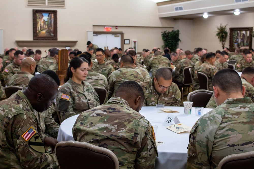 Chaplains pray for strength in adversity during Prayer Breakfast at Fort Hood