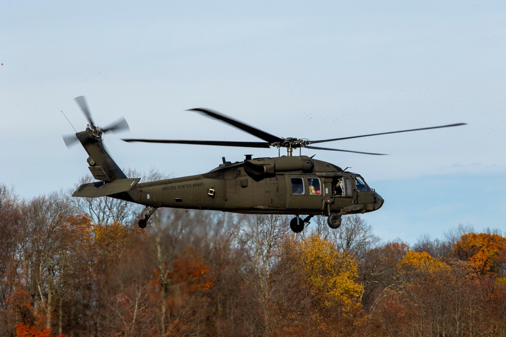 Engineer commander for Great Lakes and Ohio River Division visits Pittsburgh District