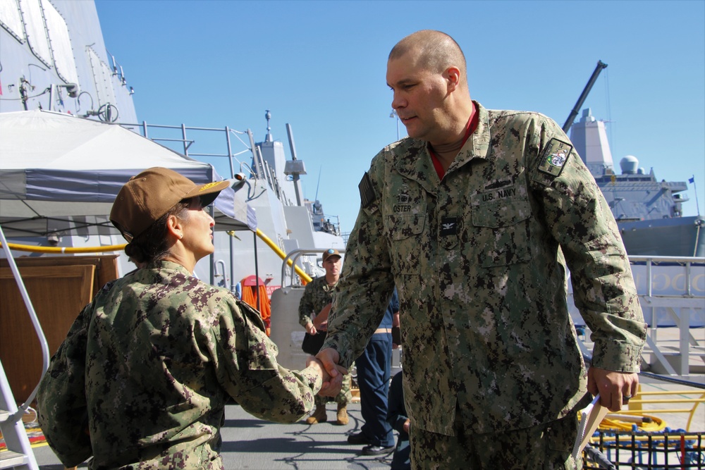 Commander, Naval Surface Forces, U.S. Pacific Fleet Visits USS Jack H Lucas (DDG 125)