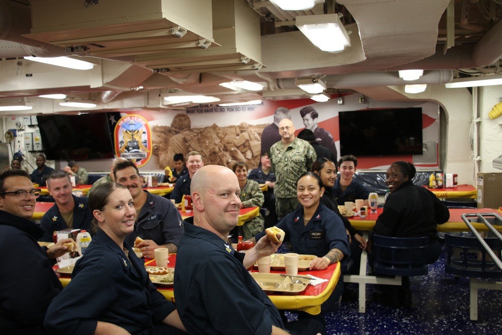 Commander, Naval Surface Forces, U.S. Pacific Fleet Visits USS Jack H Lucas (DDG 125)