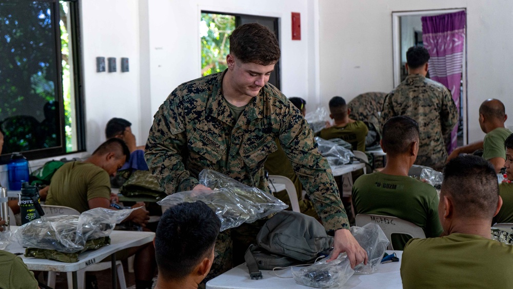 MRF-SEA Marines conduct a gear exchange with the Philippine Marine Corps