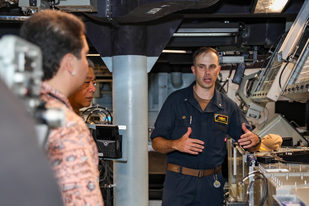 USS Shoup Conducts Port Visit in Saipan