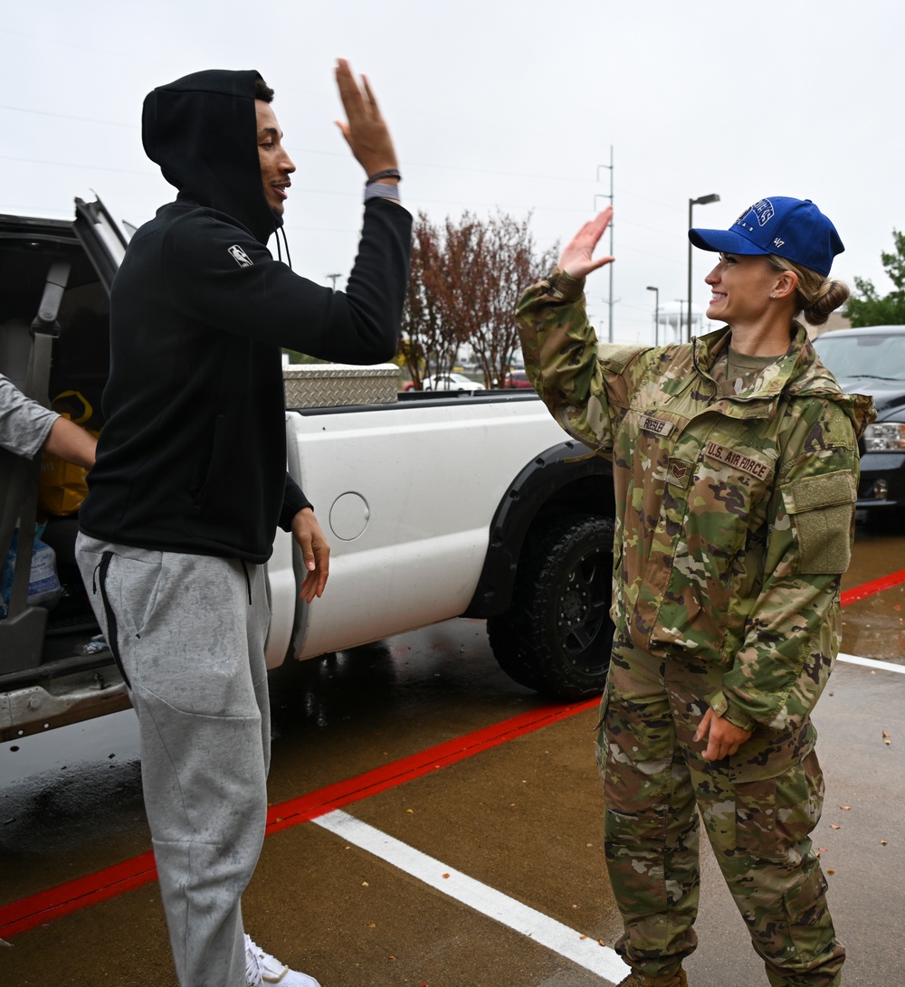 Citizen Airmen give back to North Texas communities