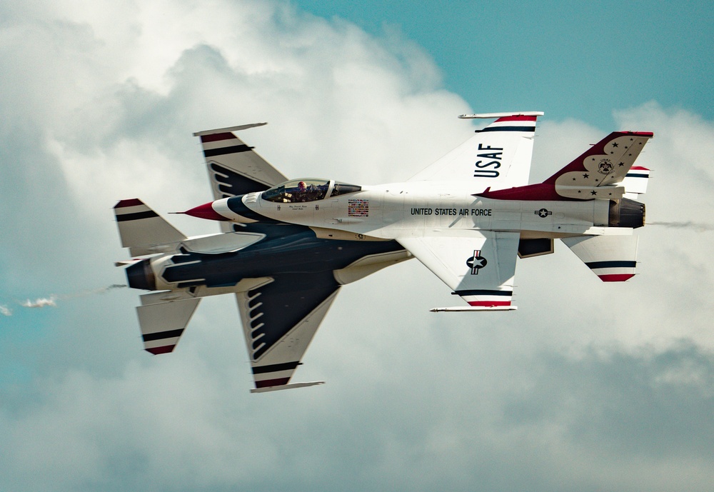 Thunderbirds perform in Punta Gorda