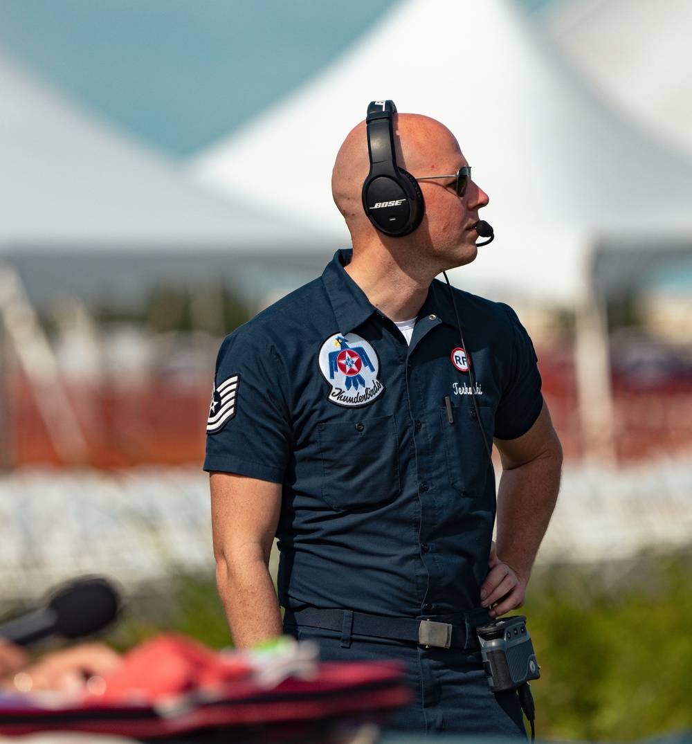 Thunderbirds perform in Punta Gorda