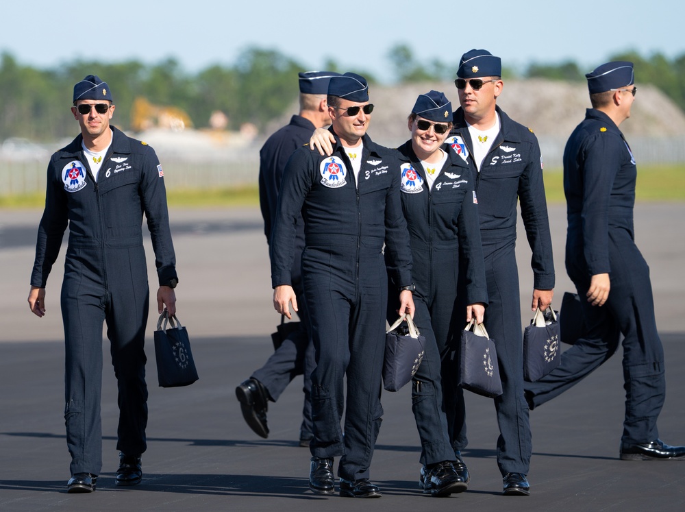 Thunderbirds perform in Punta Gorda