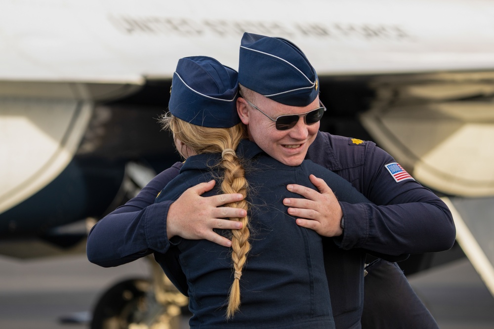 Thunderbirds perform in Punta Gorda