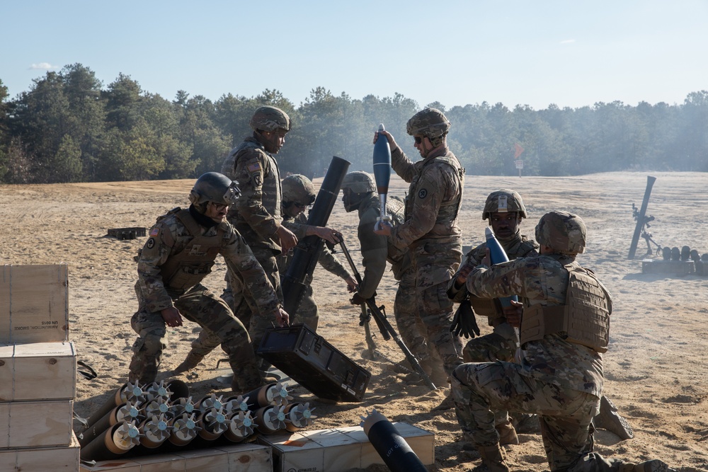 DVIDS - Images - 1-114th Infantry Regiment Mortar LFX [Image 5 of 9]